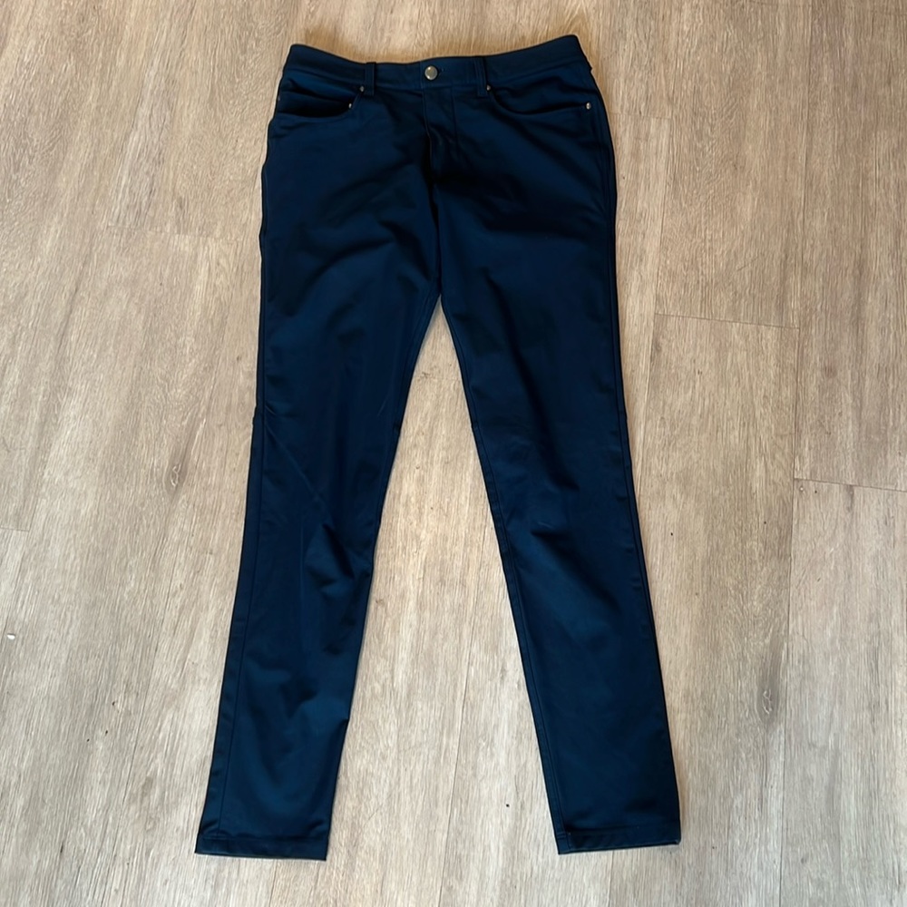 Lululemon Commission Pants